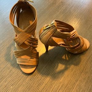 TORY BURCH Camel Leather Strappy Heeled Sandal